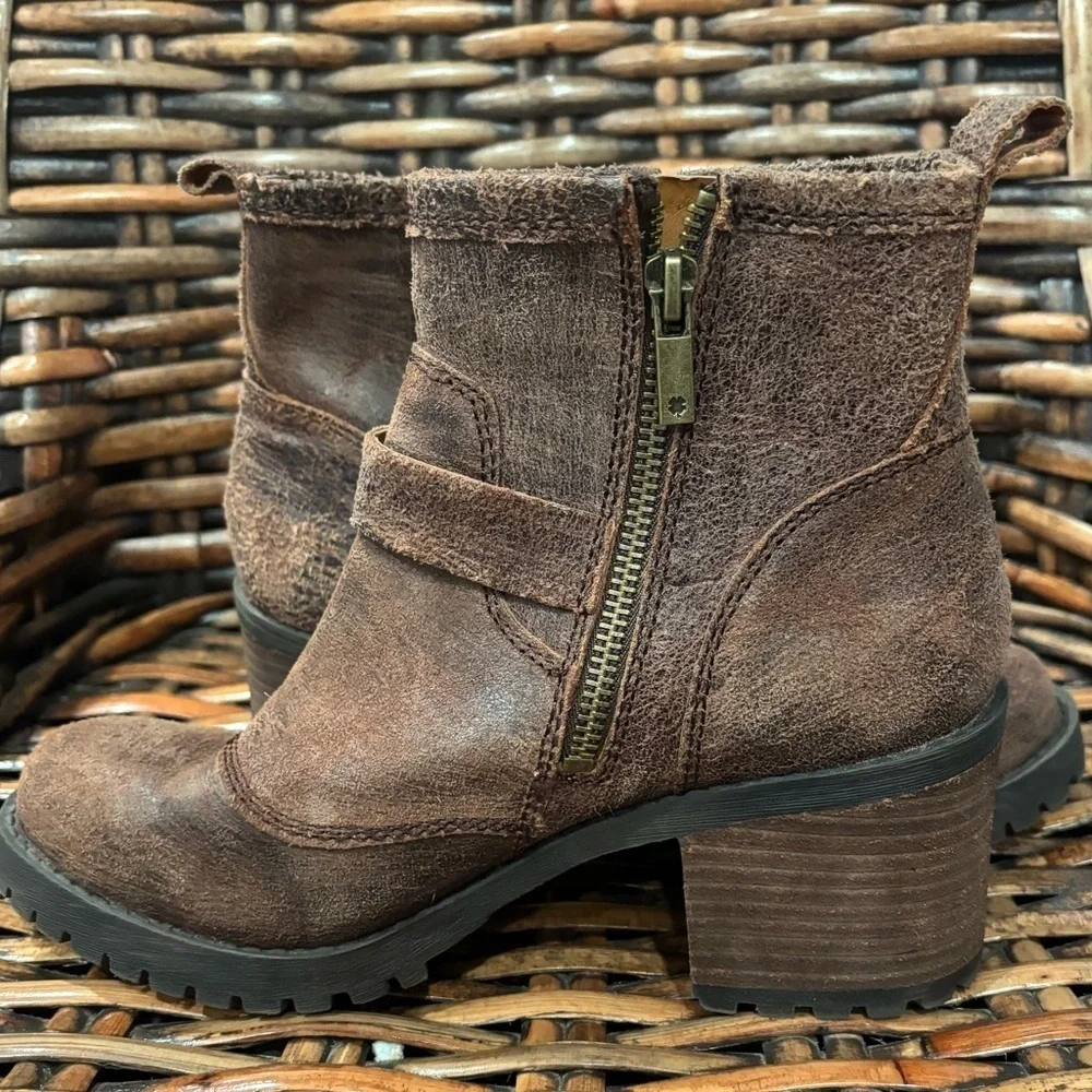 Lucky Brand Dark Brown Ankle Booties with Buckle Block Heel size 7.5